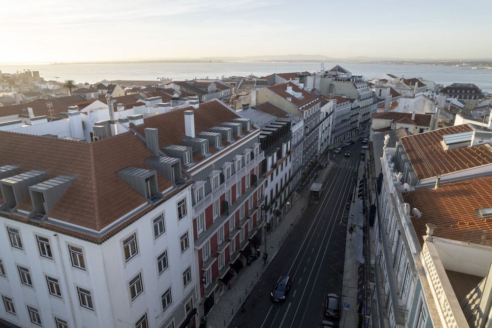 Chiado Mercy Apartments | Lisbon Best Apartments 1
