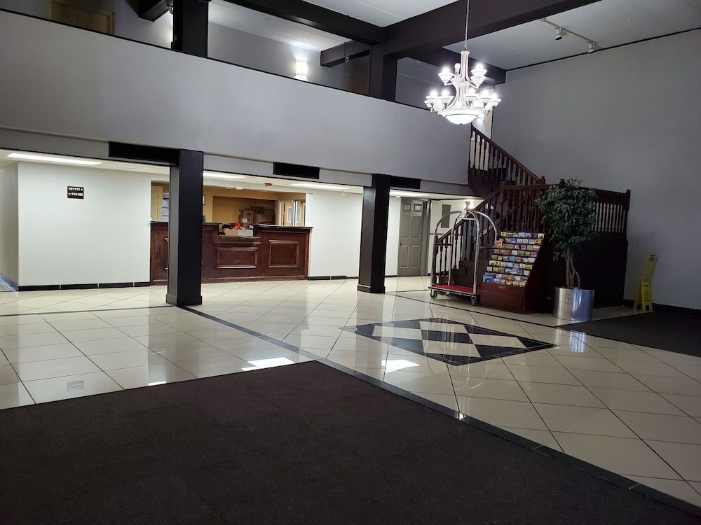 Royal Inn 2
