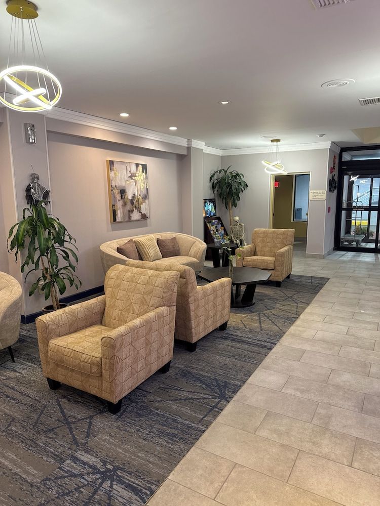 Regency Inn & Suites New London, Mystic 1
