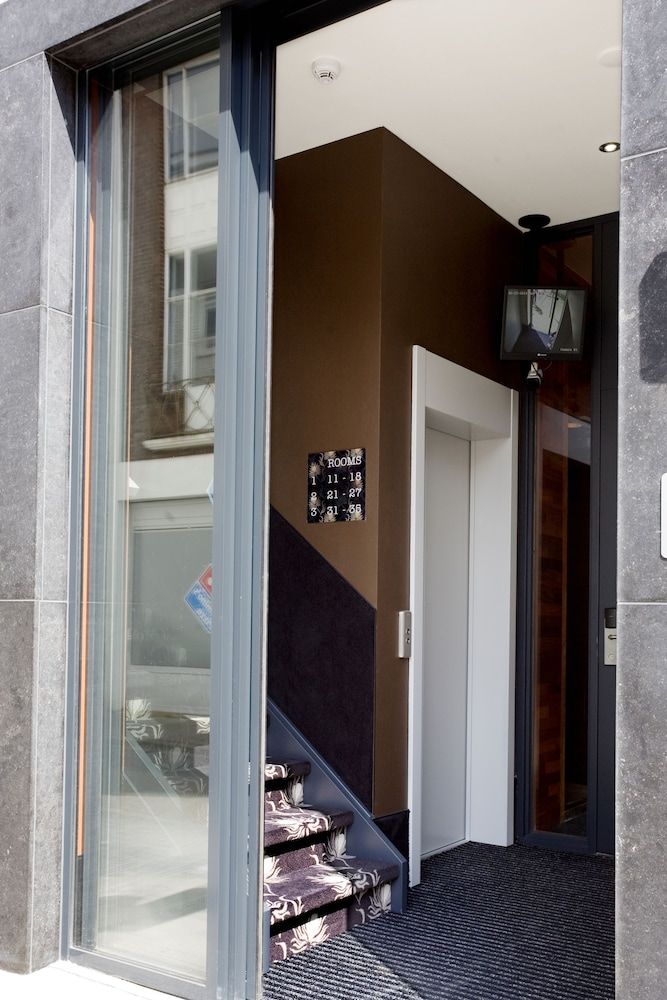 Hotel Roermond Next Door 2
