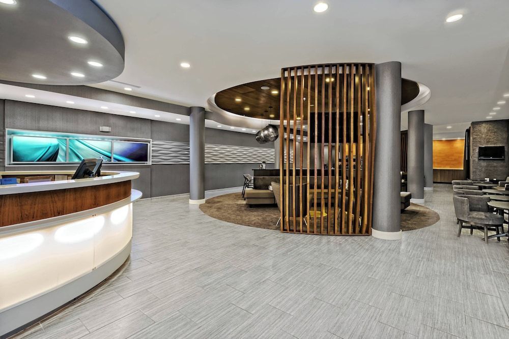 SpringHill Suites by Marriott San Antonio Airport 2