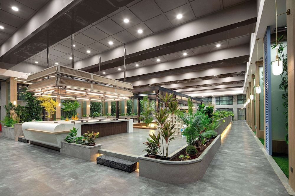 Ramada Encore by Wyndham Wuhan Int'l Conference Center 2
