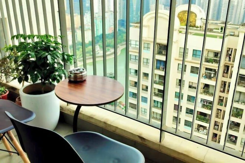 Luxury Serviced Apartment Vinhomes D’Capitale Hanoi – Zen Homes 2