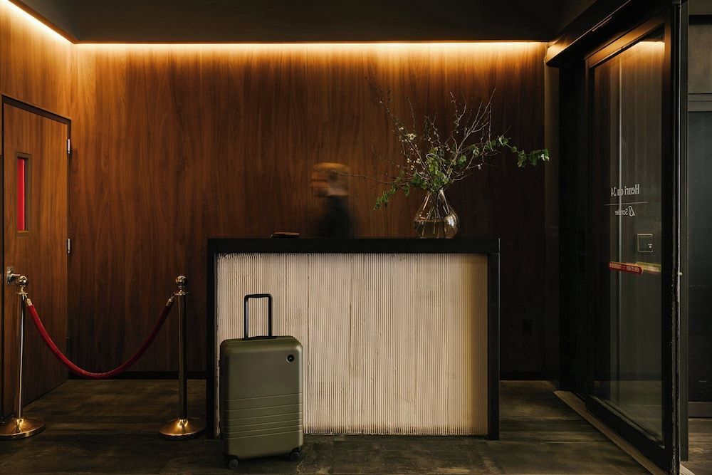 Hotel Henri NY 2