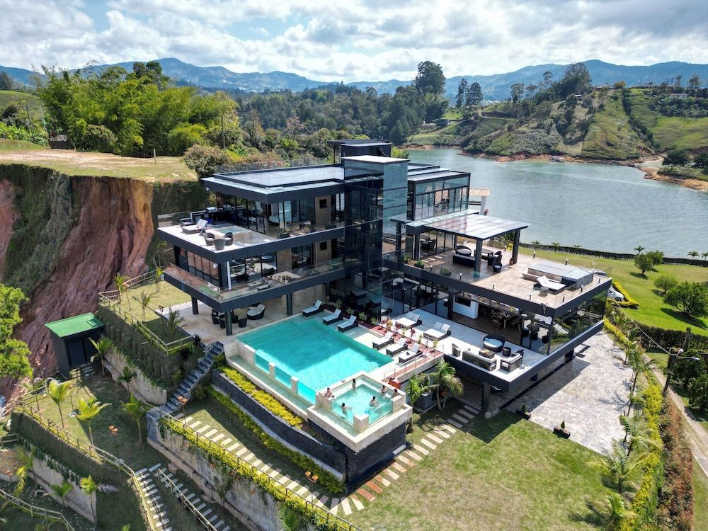 Vivanti Resort 1