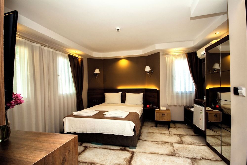 Paris - Bodrum - Anar Hotel - Bodrum