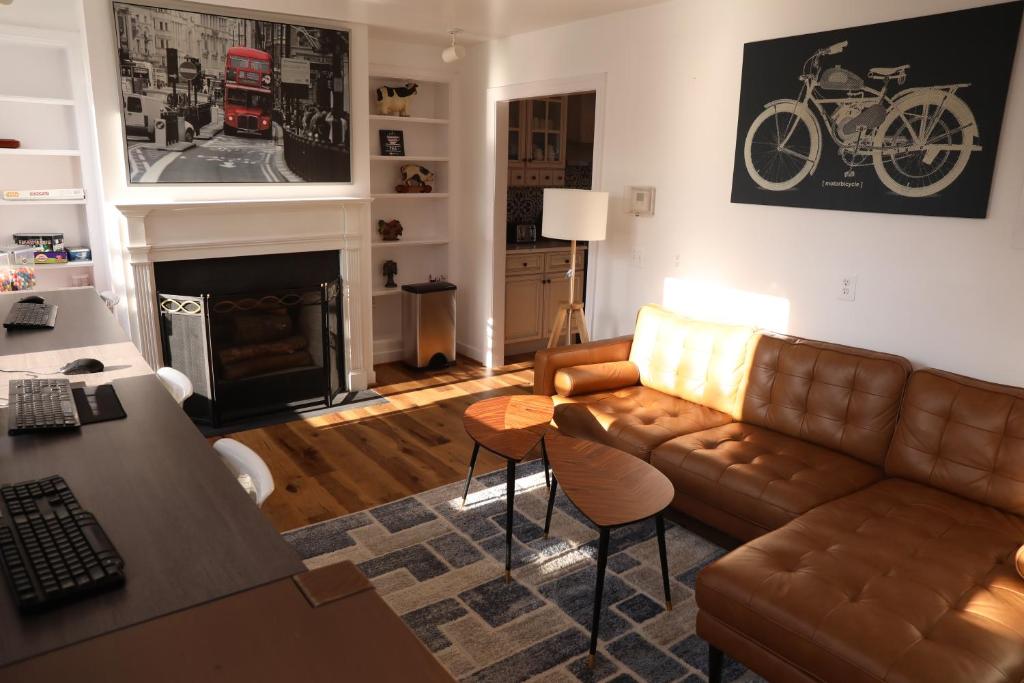 Duo Housing 2