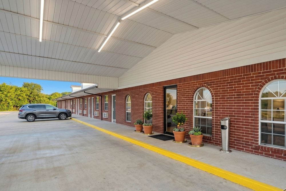 Stay Inn Checotah near Eufaula Lake 1