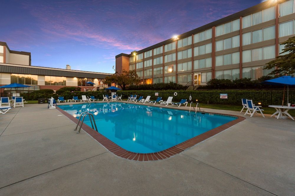 Exton Hotel & Conference Center 1