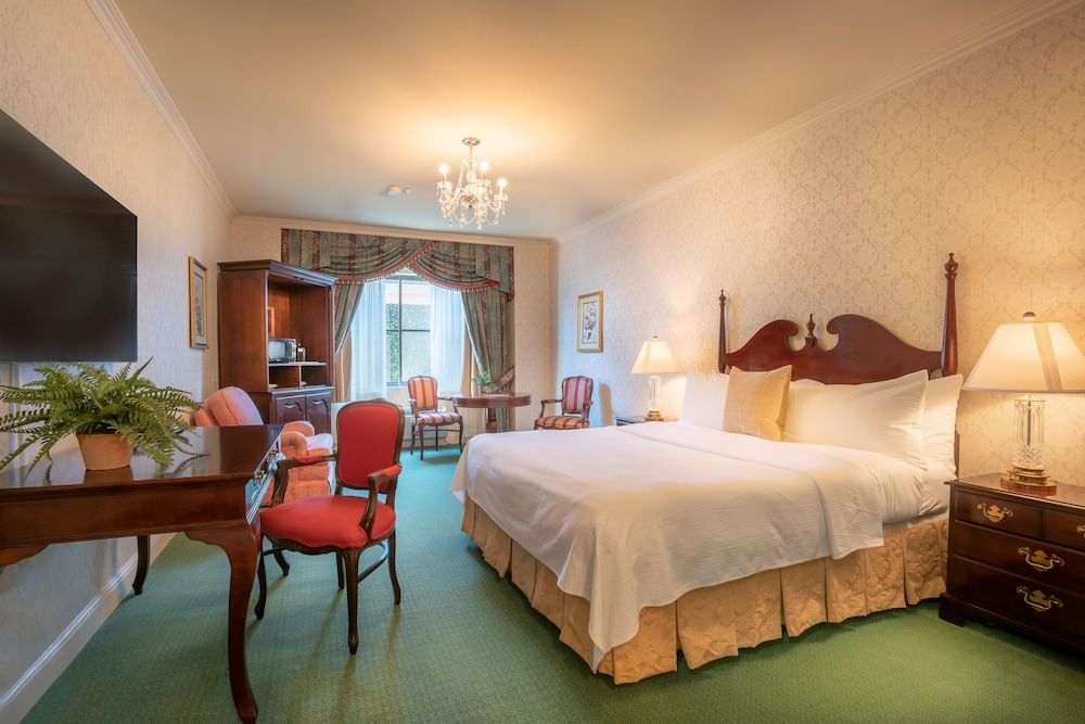 Bristol Hotel, Boutique Collection 1
