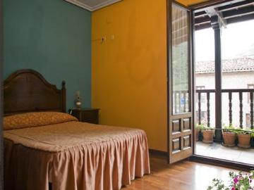 Hosteria Peña Sagra 2