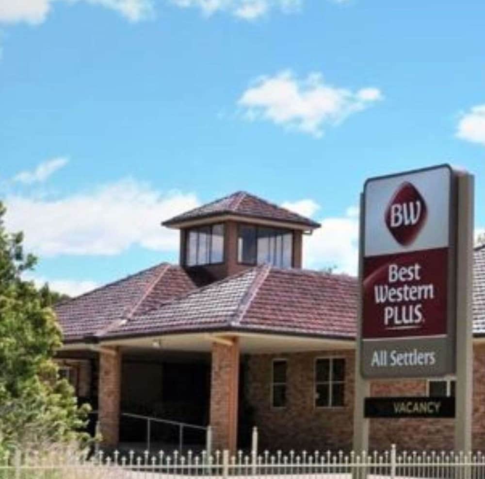 Best Western Plus All Settlers Motor Inn 1