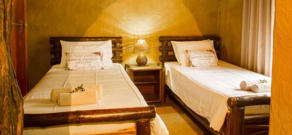 LittleBush Private Lodge 2