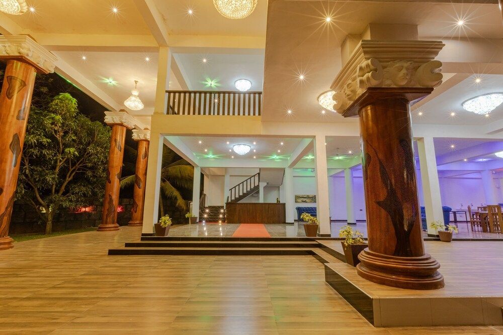Paris - Dambulla - Elysia Sigiriya Hotel - Dambulla
