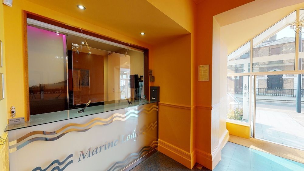 Marine Lodge 2
