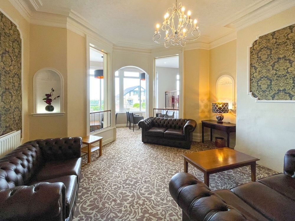 The Auckland Hotel 2