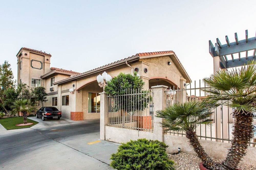 Quality Inn Near China Lake Naval Station 1