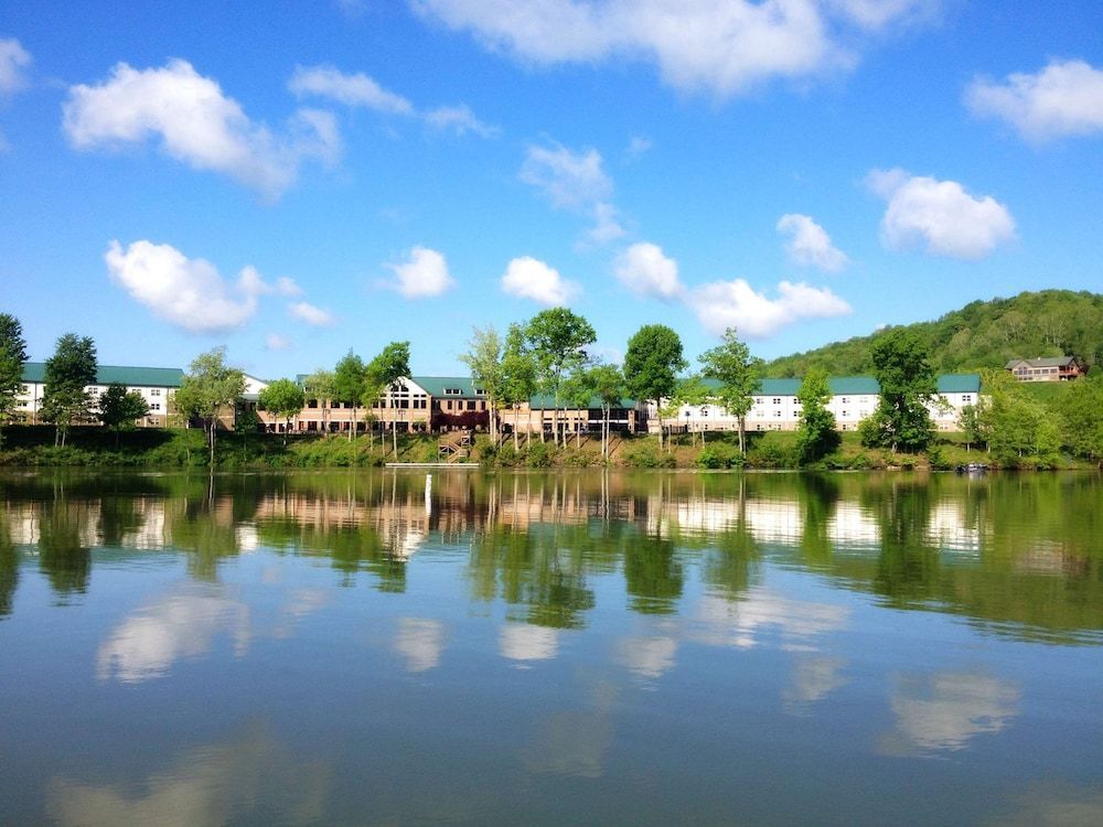 Stonewall Resort 1