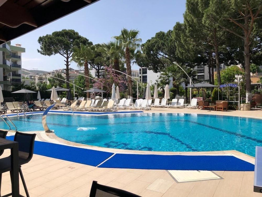 Opus Apart Hotel 1