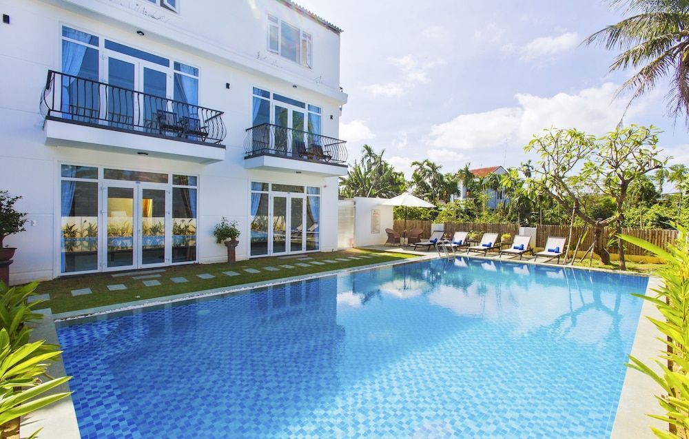 Hoi An Sunny Pool Villa 1