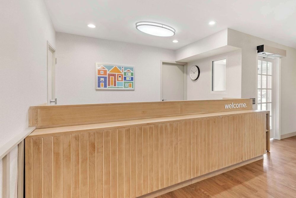 Sonesta Simply Suites Baltimore BWI Airport 2