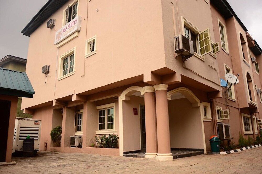 B & S Hotel 1