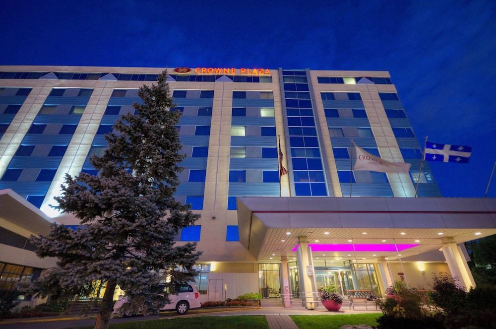 Armon Plaza Montreal Airport 1