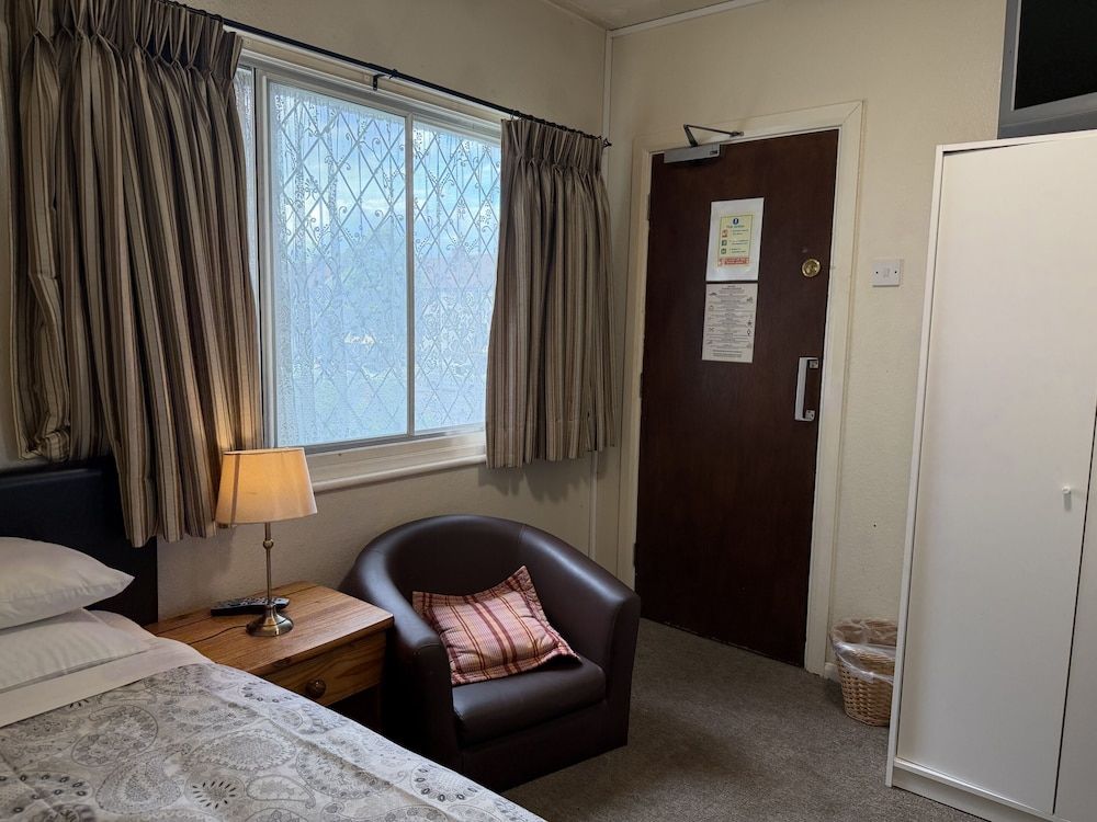 Charde Guest House 2