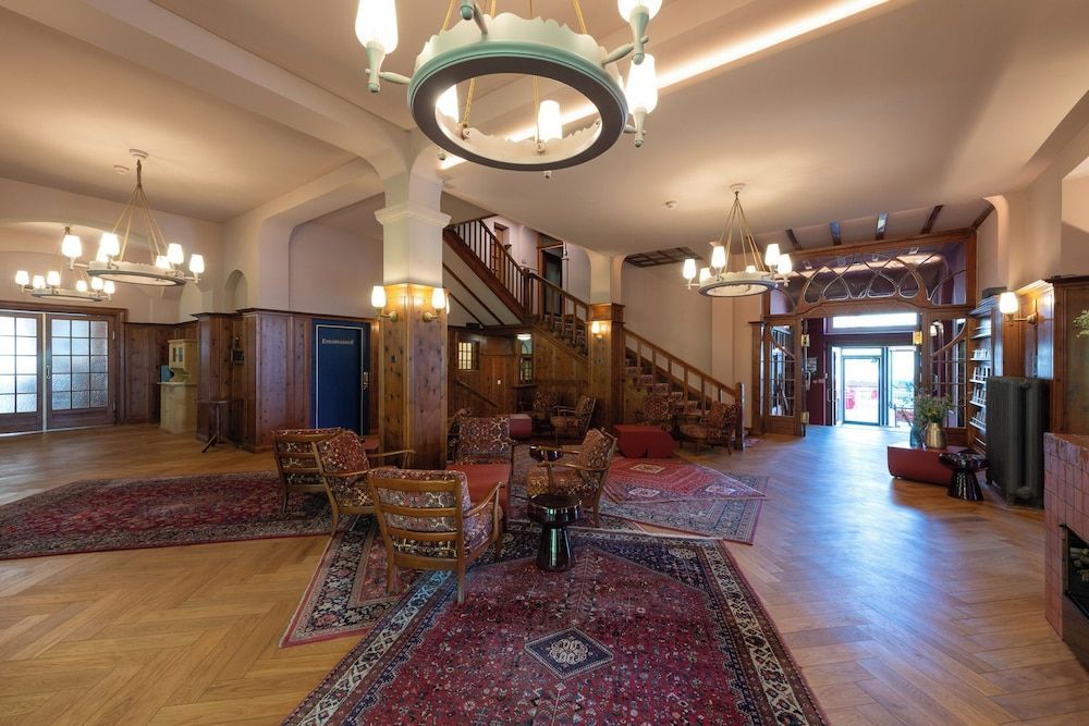 Boutique Hotel Engadinerhof - A Home for Generations 1