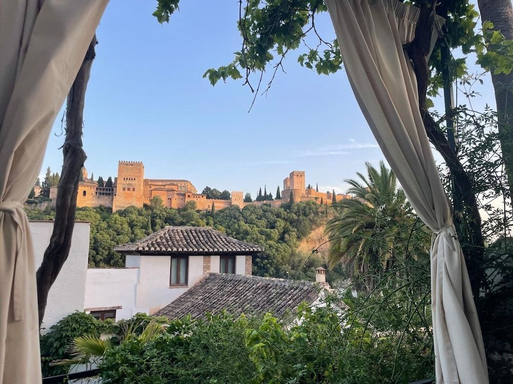 Suite Comares 1