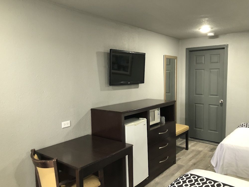 Budget Inn Valparaiso/Niceville @ Eglin AFB & Destin-FWB Airport 2