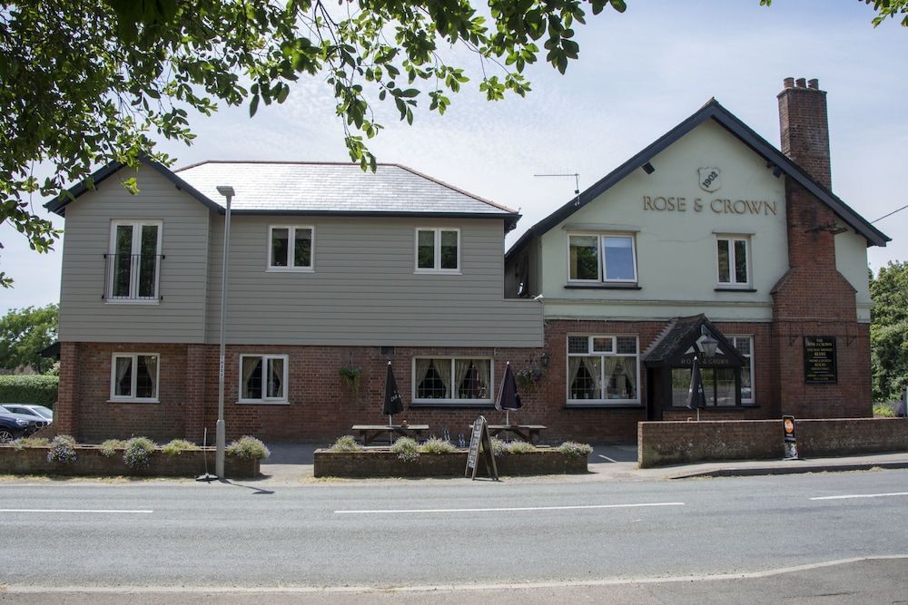 Rose and Crown 1