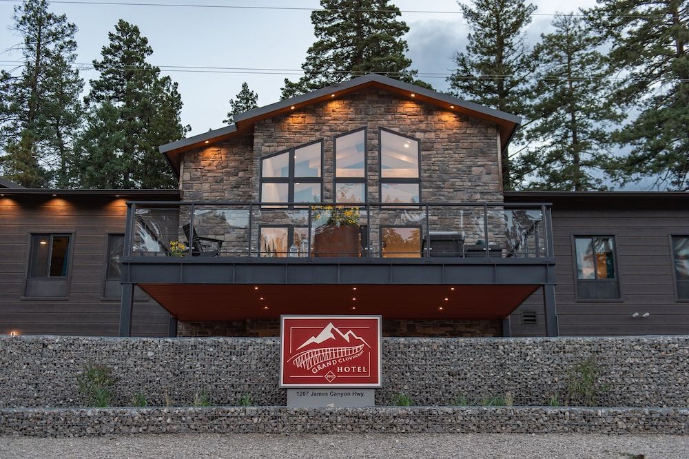 Grand Cloudcroft Hotel 1