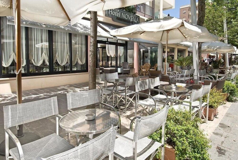 Hotel Novella 1