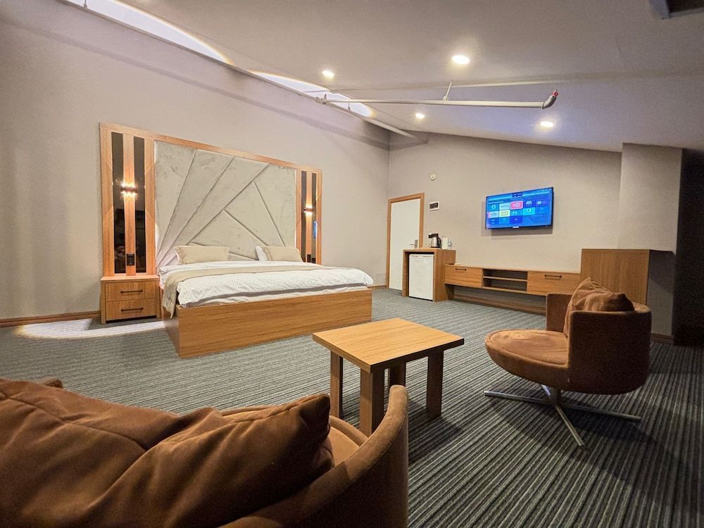 Vipinn hotels 1