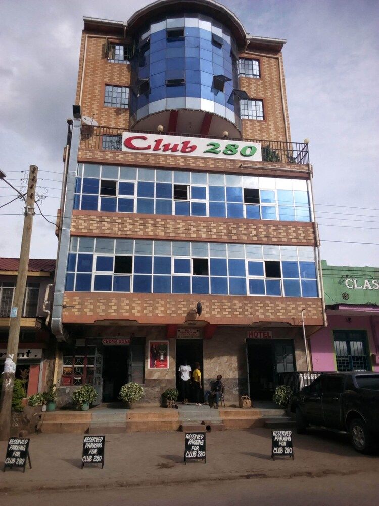Club 280 1