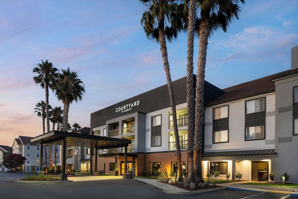 Courtyard Milpitas Silicon Valley 1