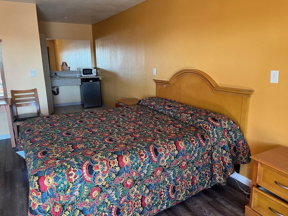 Palm Tree Inn 1