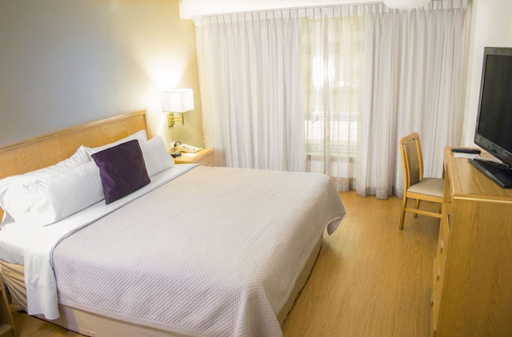 iStay Hotel Monterrey Histórico 1