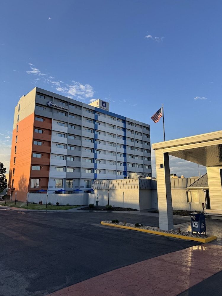 Holiday Inn Express DENVER CENTRAL - NORTH by IHG 1