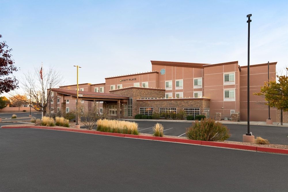 Hyatt Place Santa Fe 1