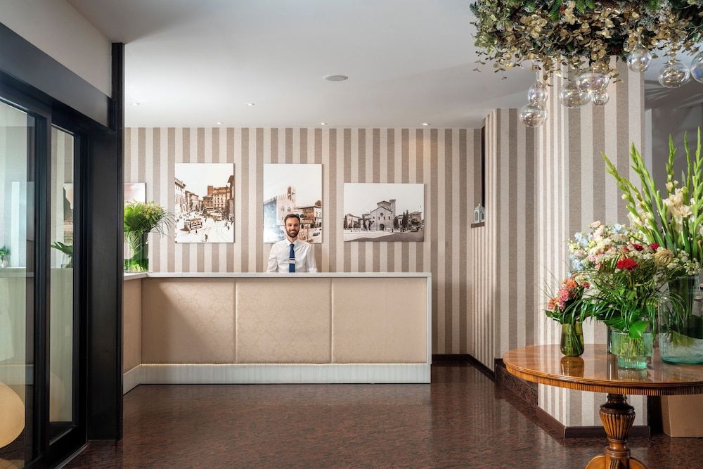 Hotel Re Enzo 1
