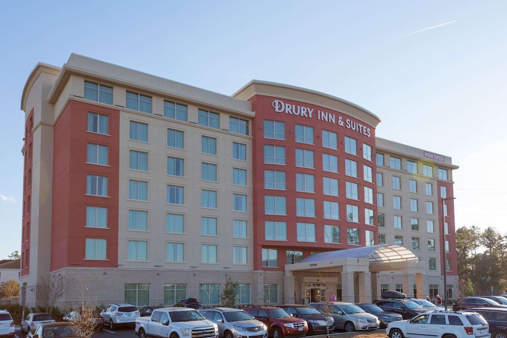 Drury Inn & Suites Gainesville 1