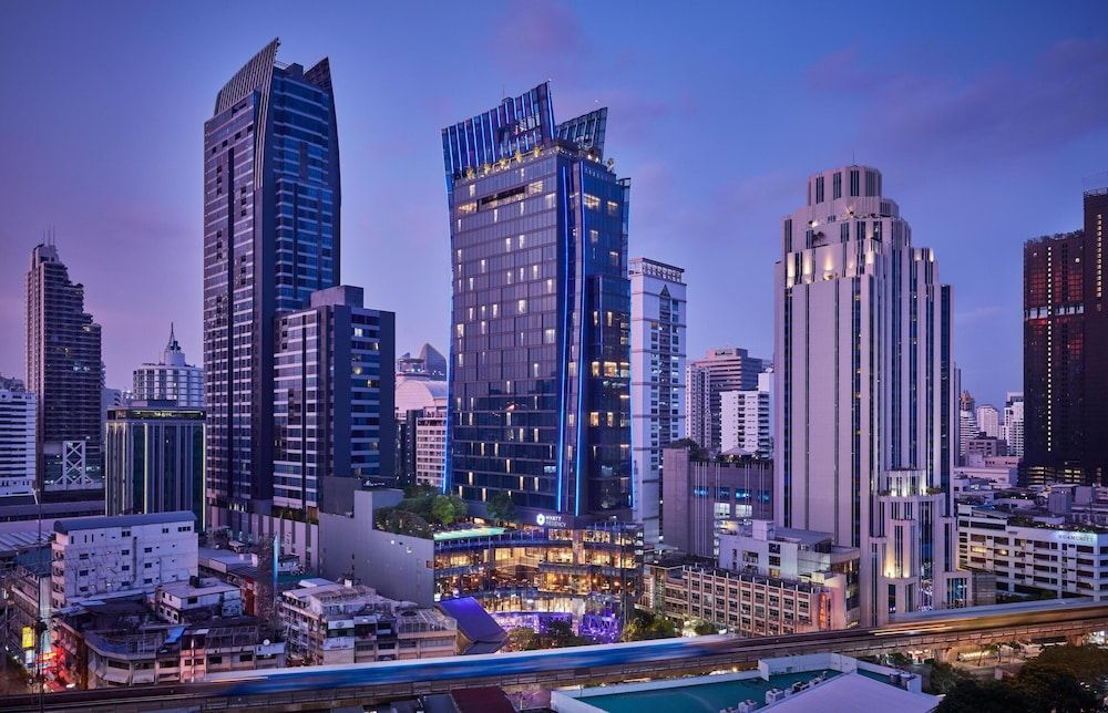 Hyatt Regency Bangkok Sukhumvit 1