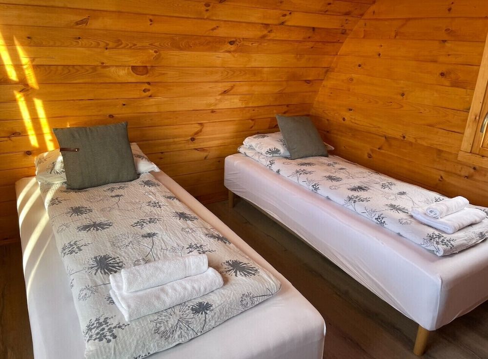 Starlight Camping Pods 2