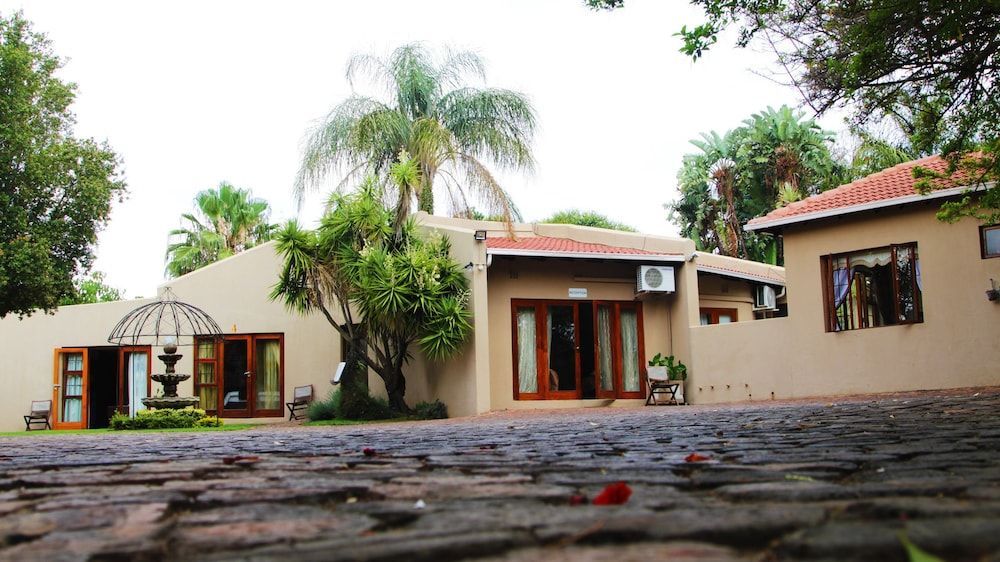 Echo Garden Guesthouse 2