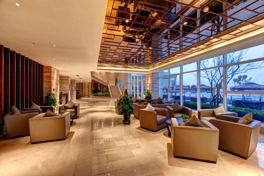 InterContinental Hotels HEILONG LAKE by IHG 1