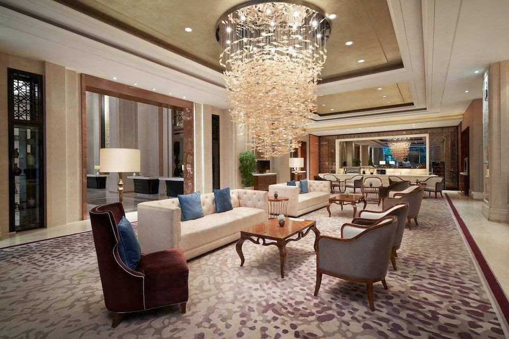 Sheraton Grand Wuhan Hankou Hotel 2