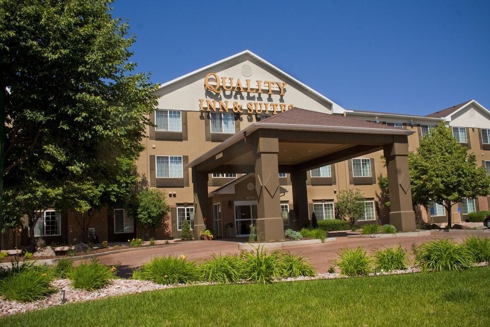 Quality Inn & Suites University Fort Collins 1