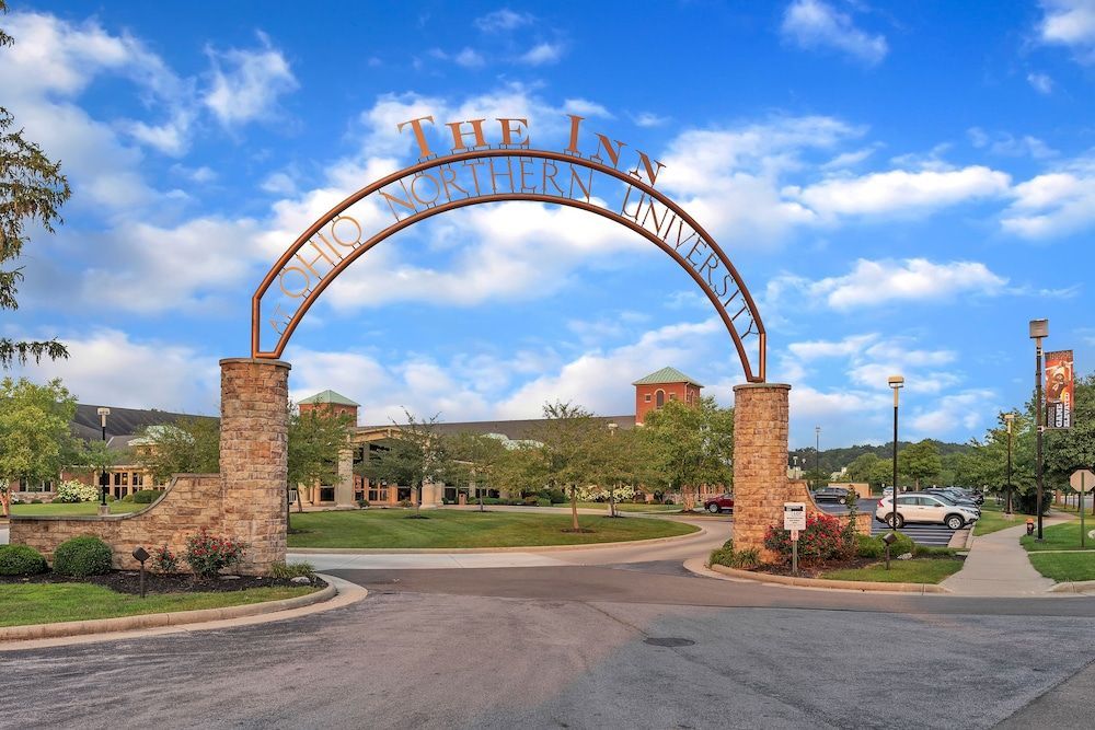 The Inn at Ohio Northern University 1